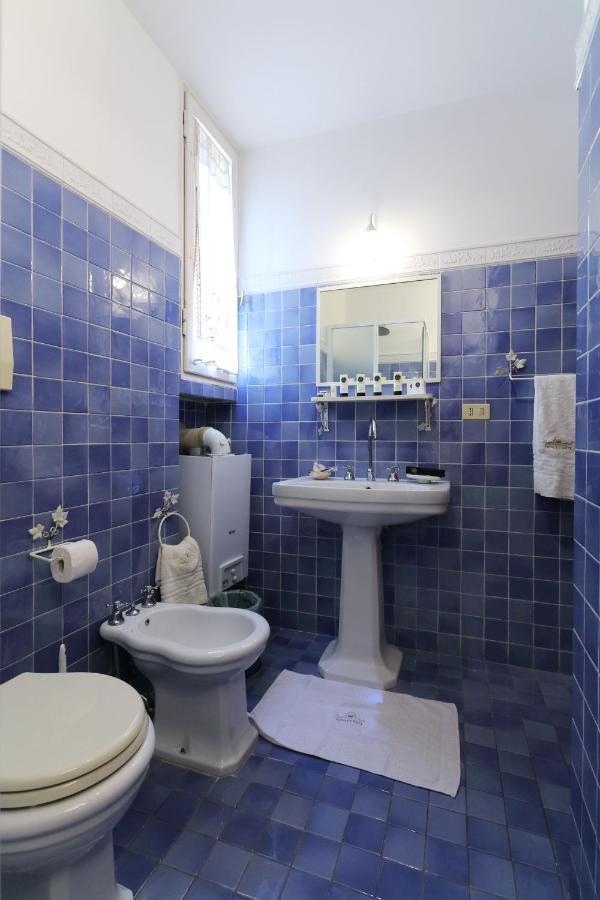 Rhome Trevi Rome Luaran gambar