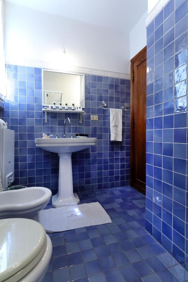 Rhome Trevi Rome Luaran gambar