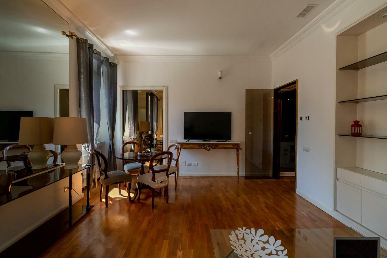 Rhome Trevi Rome Luaran gambar